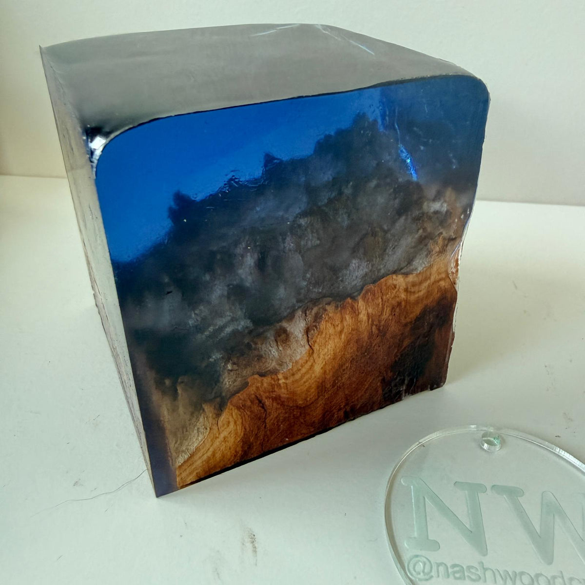 Red malee and Navy coloured resin sphere/cube blank